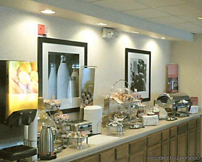 Hotel Hampton 3*