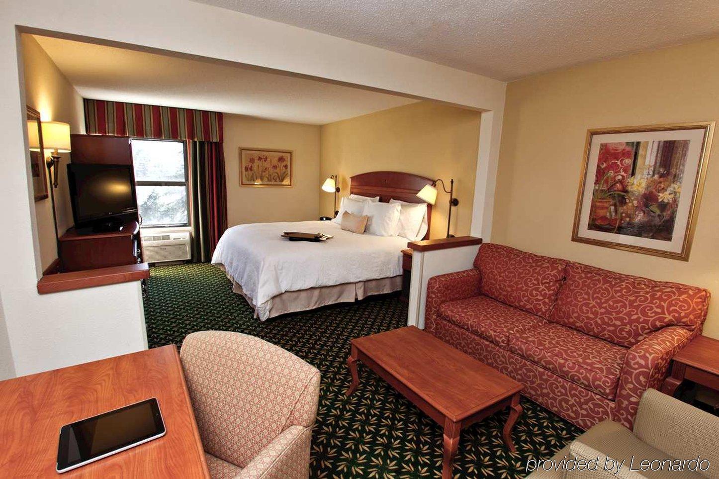 Hampton 3* Findlay
